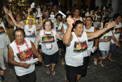 Feliz Idade vai abrir o carnaval 2023 em Angra