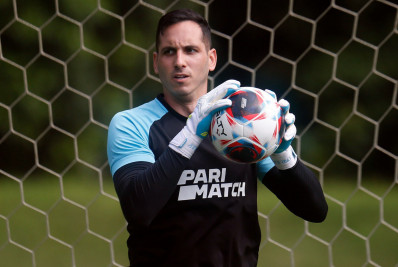 Gatito treina pela primeira vez com bola no Botafogo após passar por cirurgia