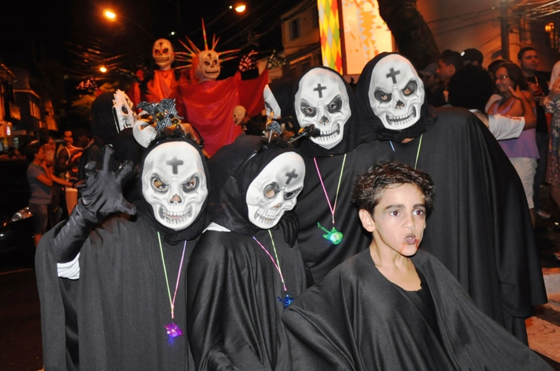 Uma hist&oacute;ria de arrepiar os foli&otilde;es. - Divulga&ccedil;&atilde;o/Bloco