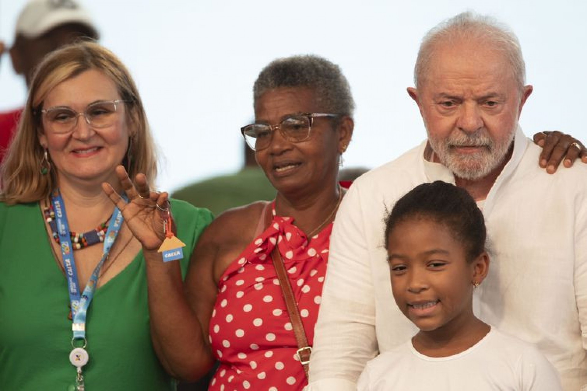 O presidente Luiz Inácio Lula da Silva, participa do lançamento do novo programa Minha Casa, Minha Vida, e entrega moradias em Santo Amaro (BA) - Joédson Alves/Agência Brasil