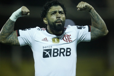 Flamengo vence o Volta Redonda de virada e retoma a liderança do Carioca