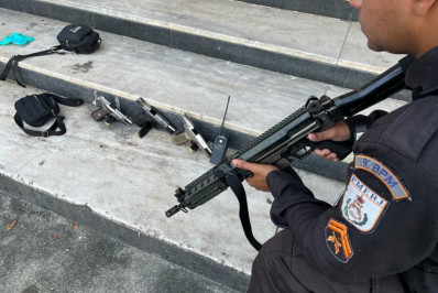 Três suspeitos são baleados em Irajá