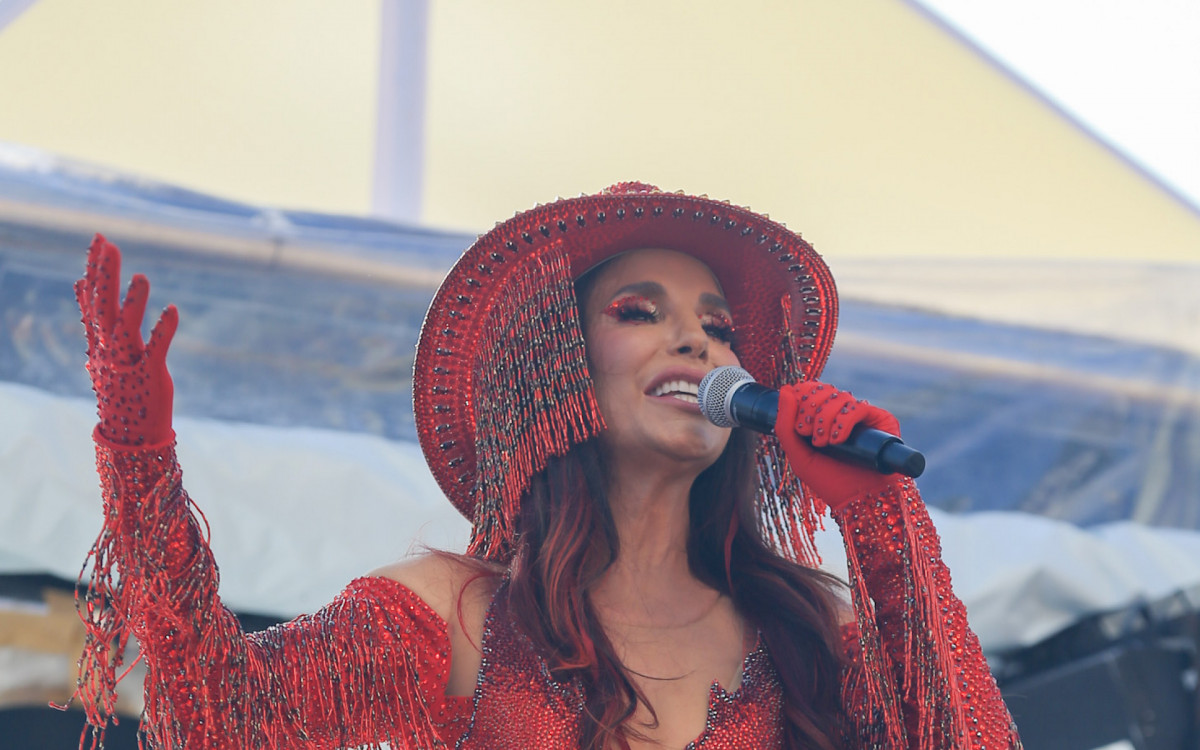 Ivete Sangalo comandou o Trio Pipoca no Carnaval de Salvador 