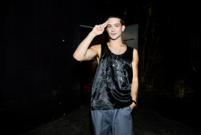 Internet elogia João Guilherme de barba: 'No auge da beleza'