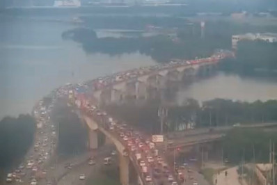 Rio apresenta trânsito intenso na véspera do Carnaval