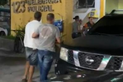 Homem é preso em Cabo Frio por extorsão e dano ao patrimônio público