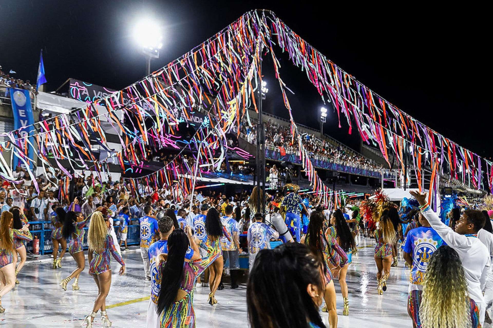 Enredo Da Vila Isabel Vai Exaltar Riqueza Cultural De Festas Religiosas ...