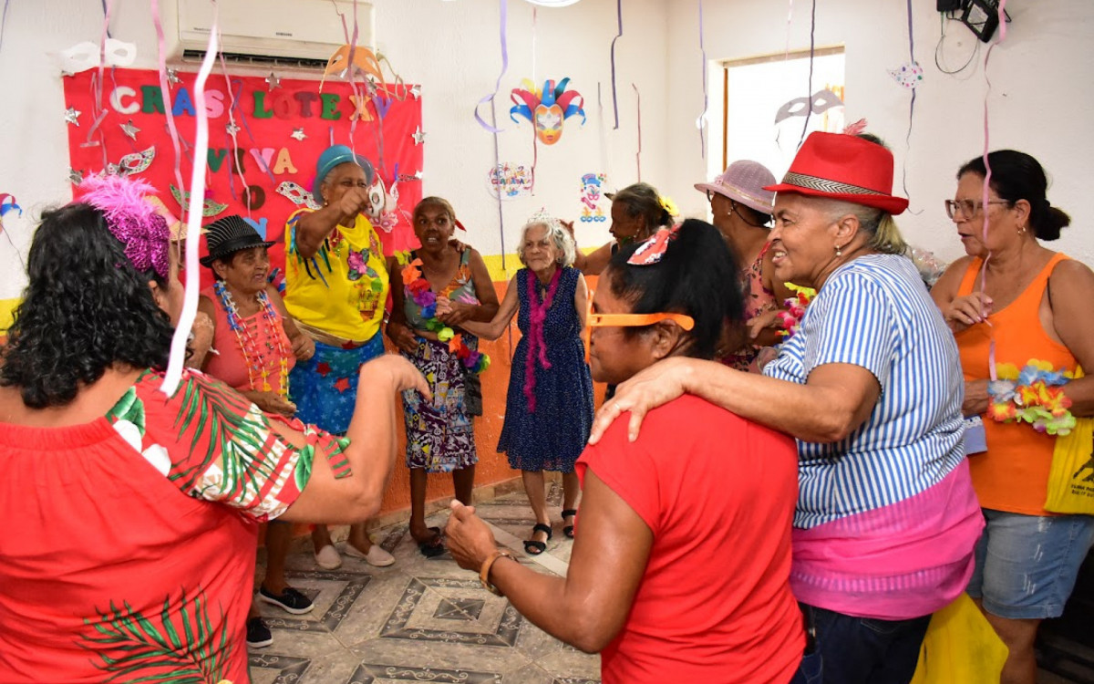 Os bailes de carnaval ocorreram em diversas unidades dos Cras