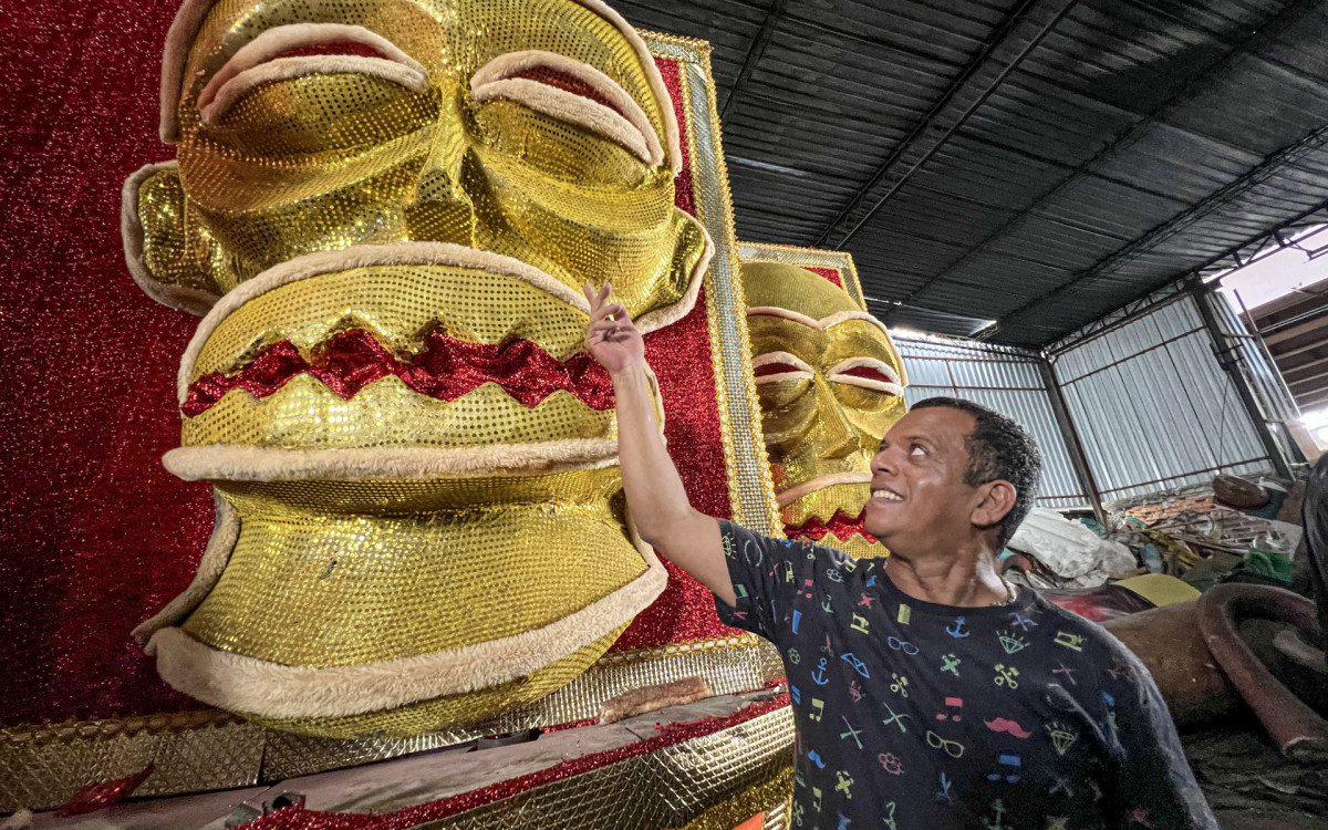 Unidos de Bangu apresenta enredo sobre Aganj&uacute;, qualidade do orix&aacute; Xang&ocirc; - Divulga&ccedil;&atilde;o