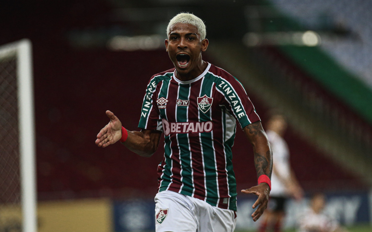 John Kennedy em ação pelo Fluminense - Lucas Merçon / Fluminense FC