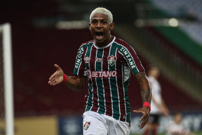 Presidente do São Paulo descarta interesse em atacante do Fluminense
