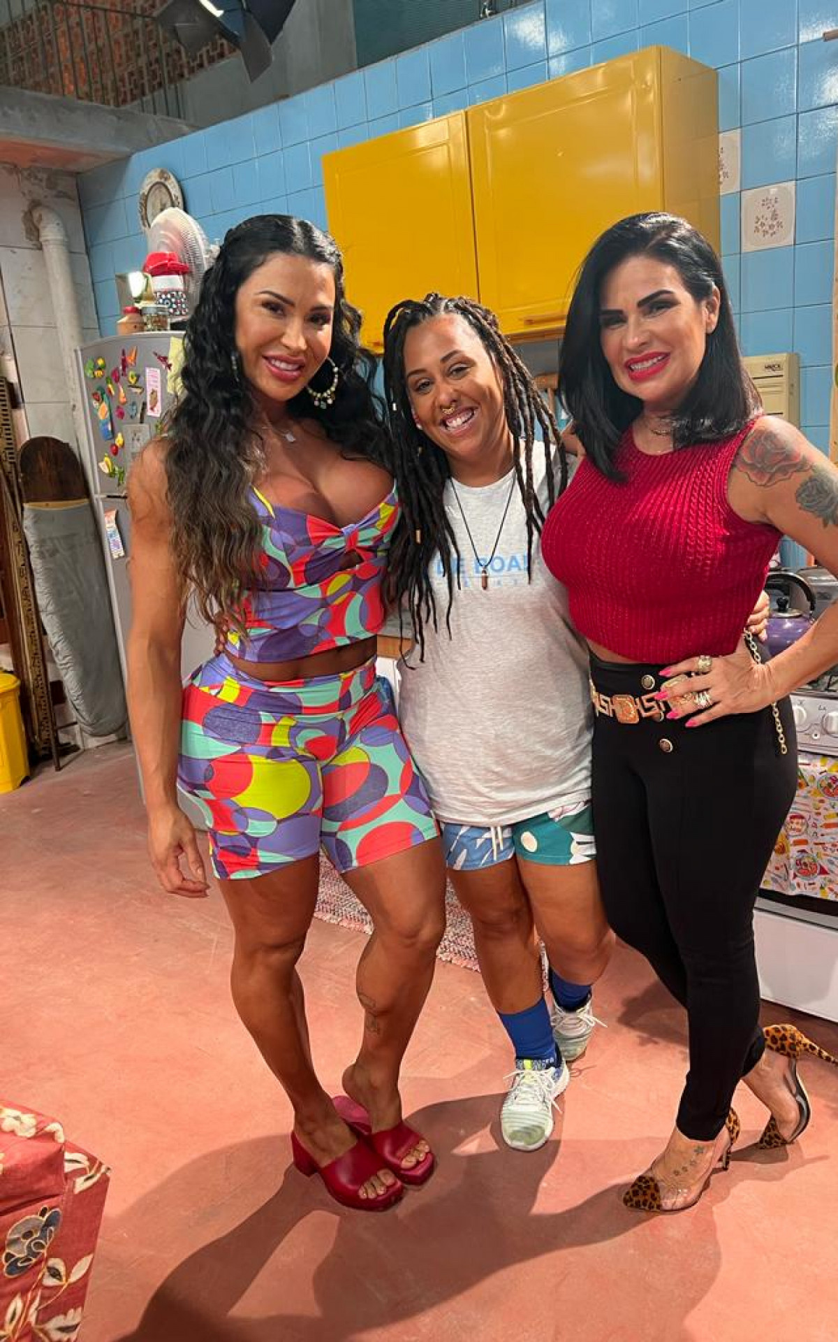 Gracyanne Barbosa, Evelyn castro e Solange Gomes em T&otilde; de Gra&ccedil;a