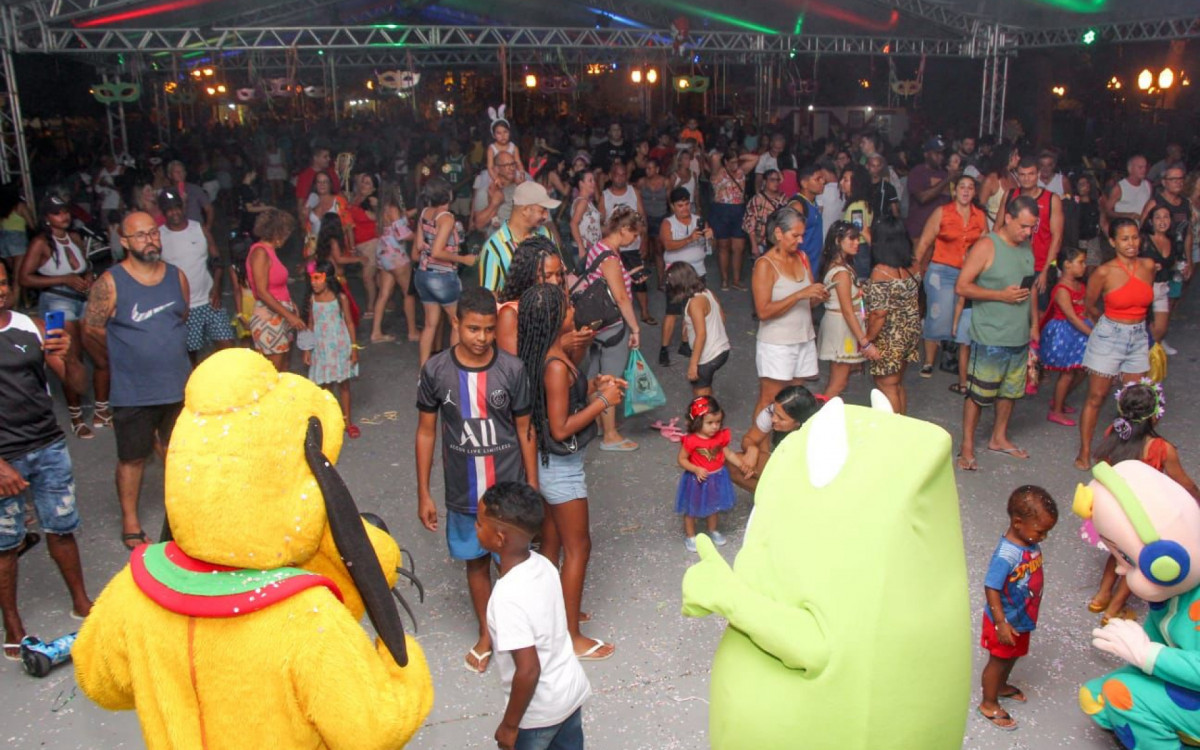 Matin&ecirc; Bailinho de Carnaval
