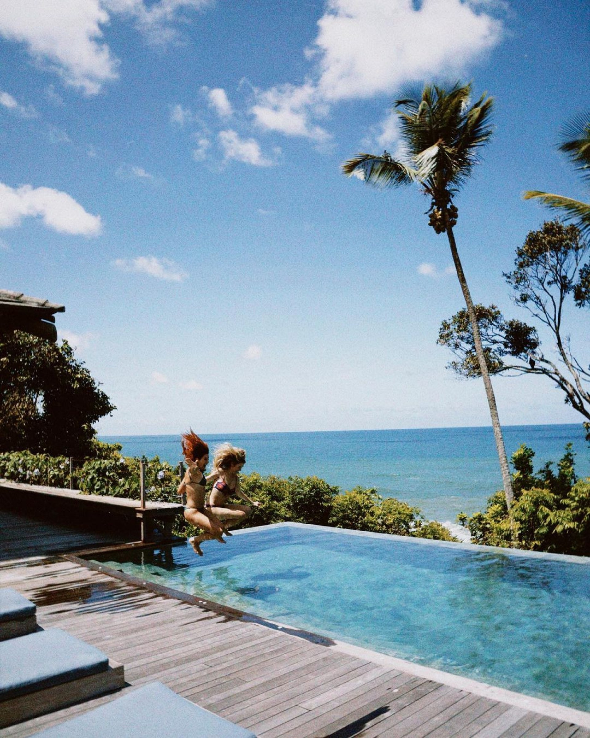 Fernanda Paes Leme curte Bahia ao lado de namorado e amiga - Reprodução Internet