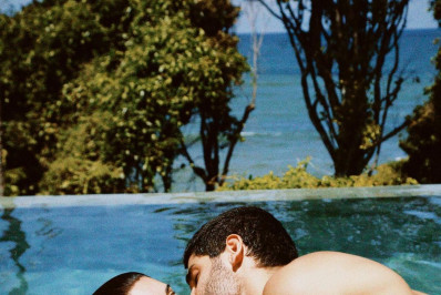 Fernanda Paes Leme aproveita Carnaval tranquilo em hotel na Bahia