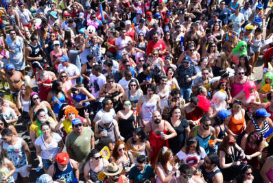 Serasa: insegurança faz brasileiros desistirem de eventos de carnaval