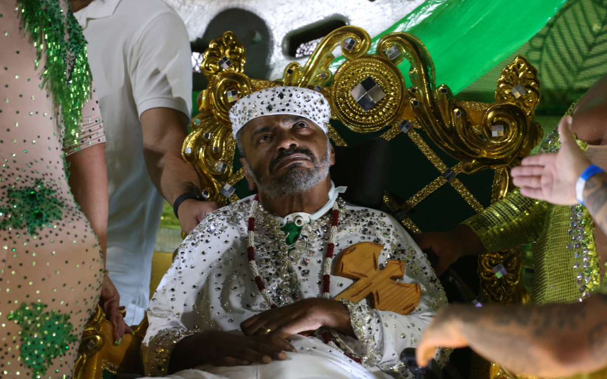 Ap&oacute;s homenagear Arlindo Cruz, Imp&eacute;rio Serrano amarga &uacute;ltimo lugar no Grupo Especial e &eacute; rebaixado para a S&eacute;rie Ouro