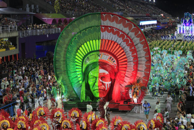 'Inexplicável': Torcedores do Império Serrano reclamam das notas recebidas pela escola