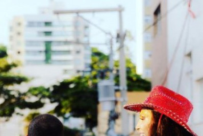 José Loreto abre álbum de fotos ao lado de Ivete Sangalo no Circuito de carnaval