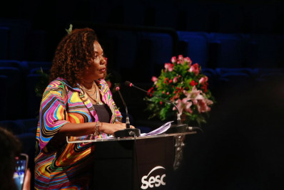 Ministra da Cultura promete apoio federal ao Carnaval