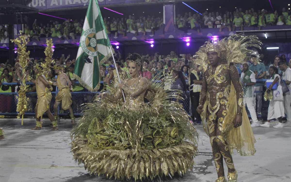 G.R.E.S  Mocidade Independente de Padre Miguel desfila nesta primeira noite de desfile do Grupo Especial, neste domingo(19). Foto: Marcos Porto/Agencia O Dia