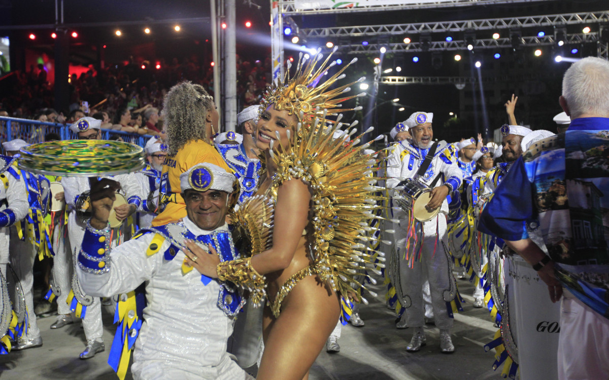 G.R.E.S  Unidos da Tijuca desfila nesta primeira noite de desfile do Grupo Especial, neste domingo(19). Foto: Reginaldo Pimenta / Agencia O Dia