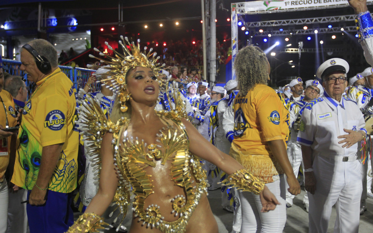 G.R.E.S  Unidos da Tijuca desfila nesta primeira noite de desfile do Grupo Especial, neste domingo(19). Foto: Reginaldo Pimenta / Agencia O Dia