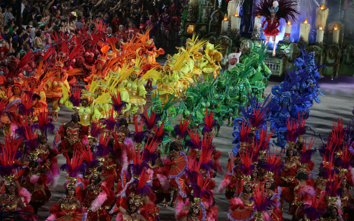 G.R.E.S Acad&ecirc;micos do Salgueiro desfila nesta primeira noite de desfile do Grupo Especial, neste domingo(19). Foto:  Cleber Mendes/Agencia O Dia