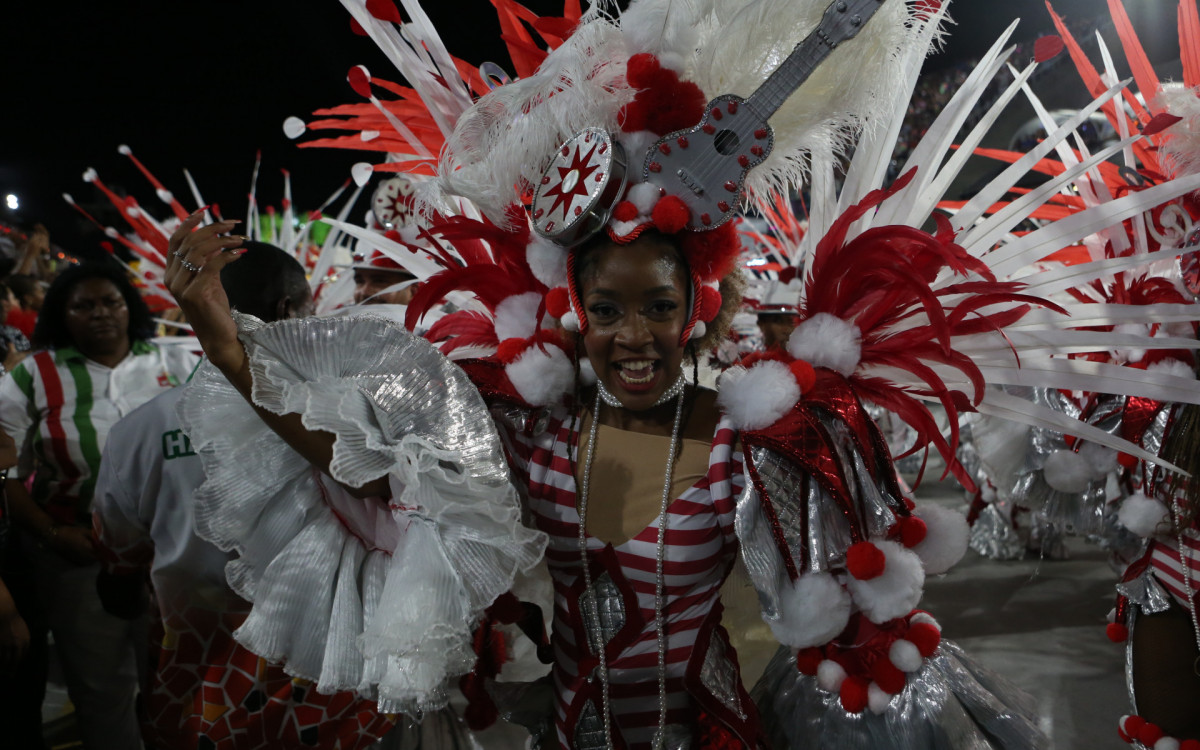 G.R.E.S  Academicos do Grande Rio desfila nesta primeira noite de desfile do Grupo Especial, neste domingo(19). Foto: Cleber Mendes/Agencia O Dia