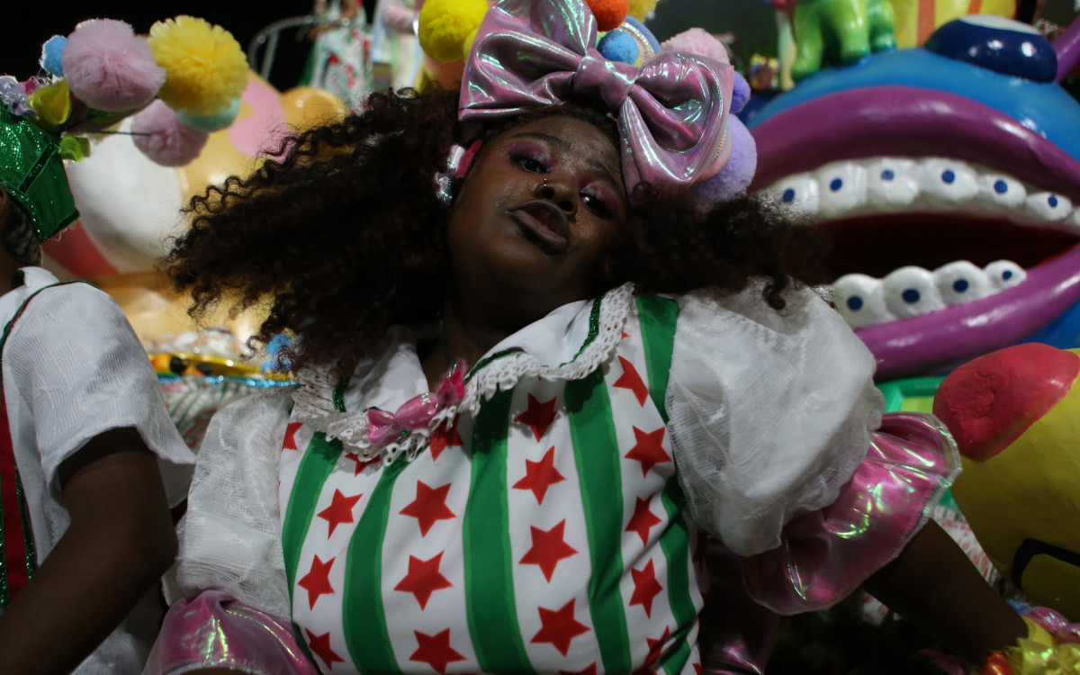 G.R.E.S  Academicos do Grande Rio desfila nesta primeira noite de desfile do Grupo Especial, neste domingo(19). Foto: Cleber Mendes/Agencia O Dia