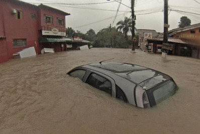 Defesa Civil adota tom pessimista com relação a sobreviventes no litoral de SP