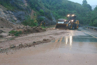 Governador de SP pede que turistas ainda não peguem as estradas