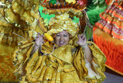 Erros em alegorias e em fantasias levaram ao rebaixamento do Império, segundo jurados