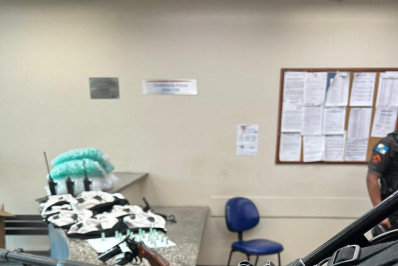 PM prende dupla armada por suspeita de tráfico no Siderlândia