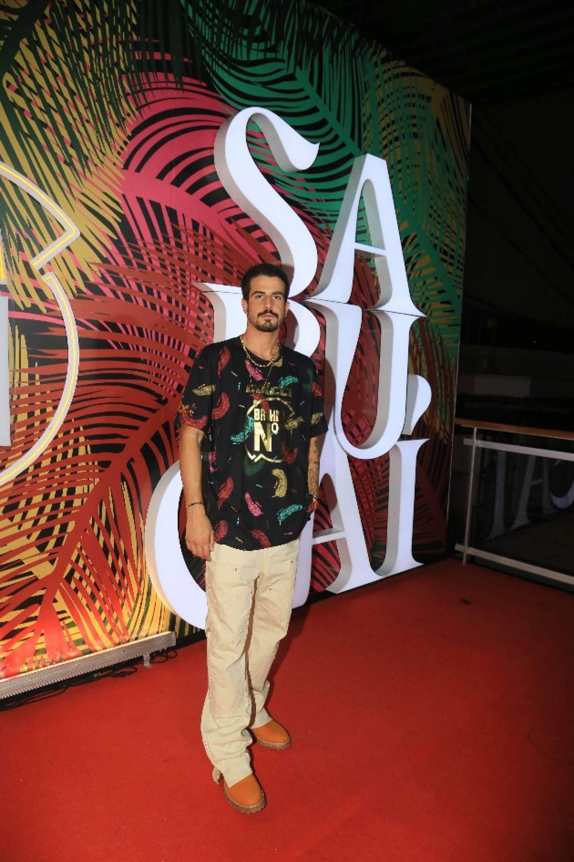 Enzo Celulari curte camarote na Marquês de Sapucaí - JC Pereira / Agnews