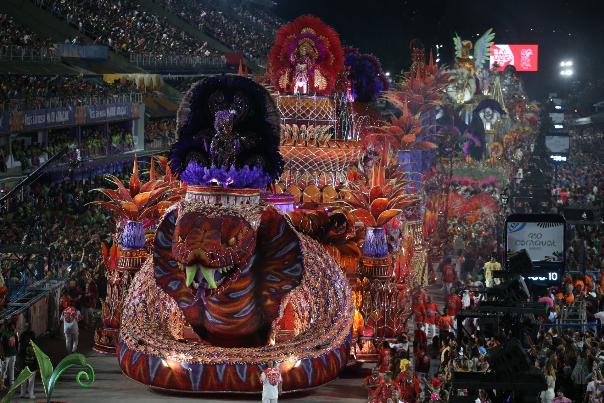 Salgueiro justificou que o desfile abordaria o duelo entre o bem e o mal - Cléber Mendes