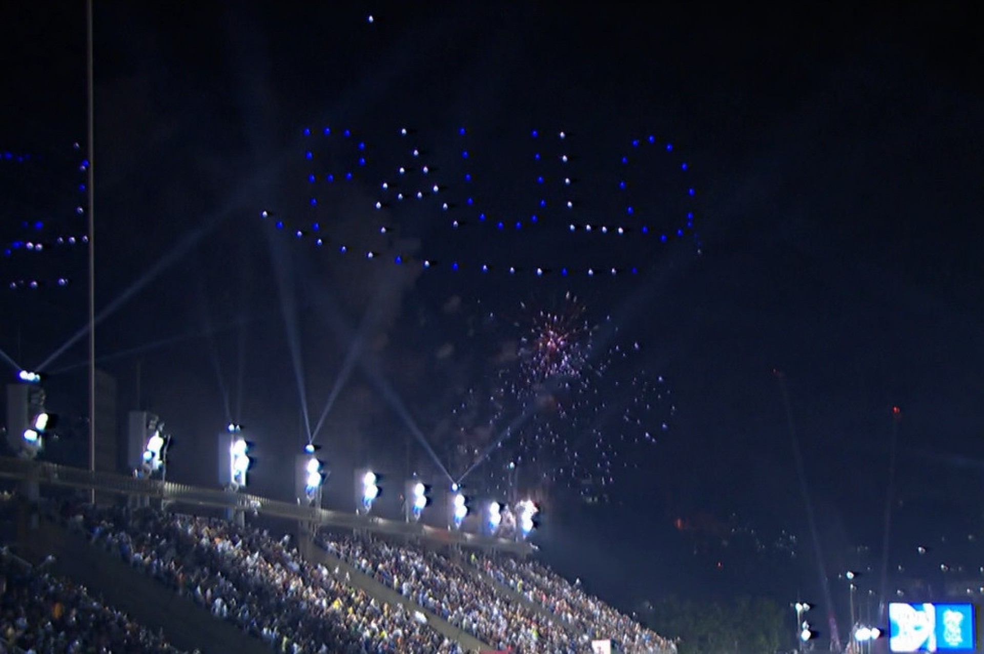 Portela leva show de drones para o desfile - Reprodução de vídeo / TV Globo