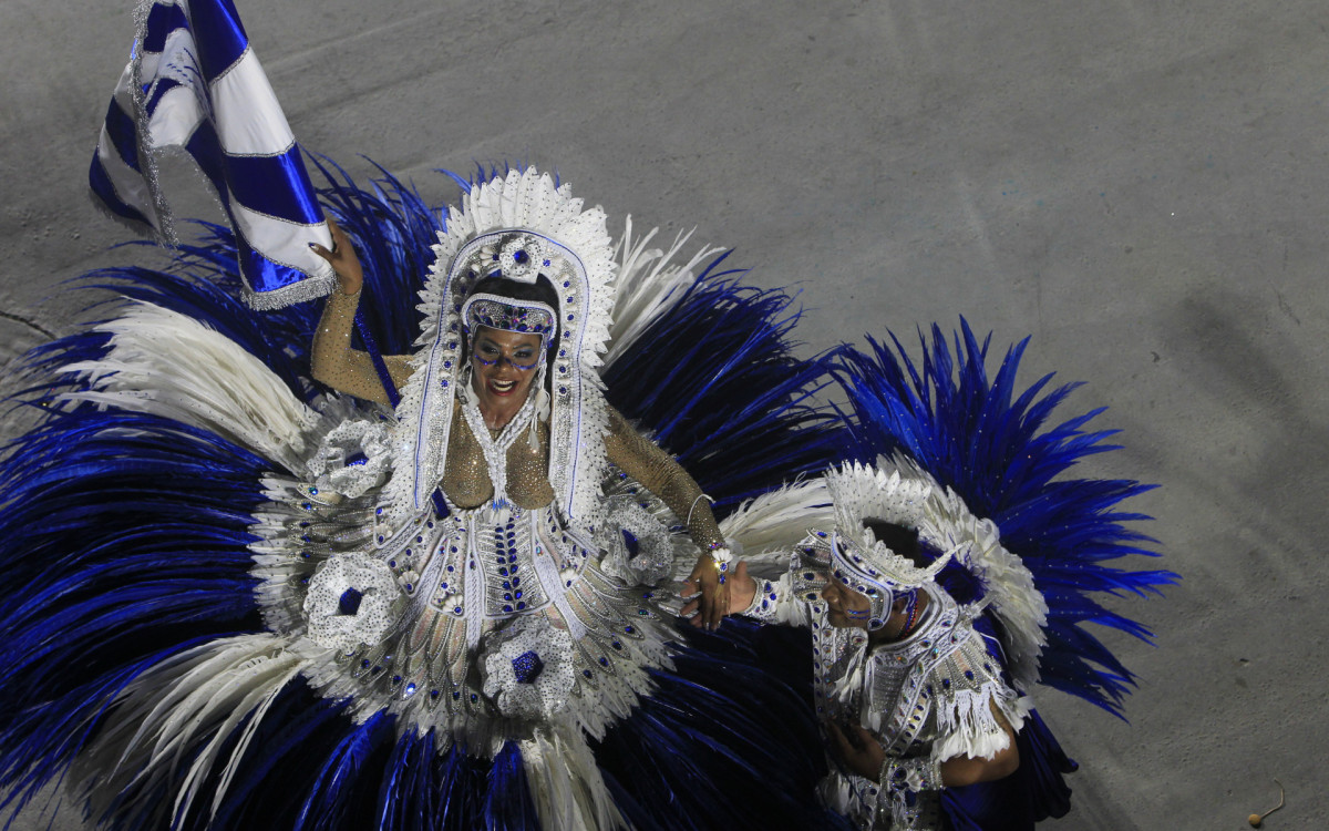 Beija-Flor foi a quinta a desfilar neste segundo dia no Especial