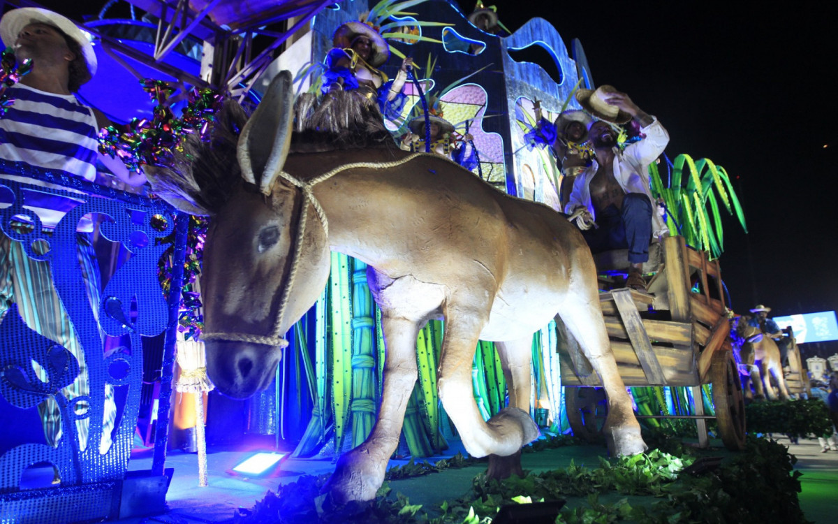 Portela foi a segunda escola a desfilar no segundo dia do Especial