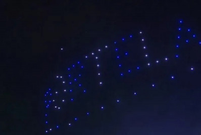 Portela comemora seu centenário com show de drones na Sapucaí e encanta o público