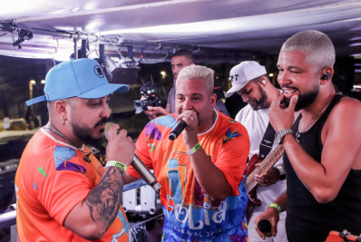 Ita Folia: Bloco do Pagode do Adame arrasta multidão em Itaboraí