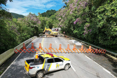 Balsa na travessia Ilhabela-São Sebastião está suspensa