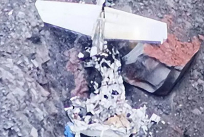 Autoridades pedem busca em vulcão após encontrarem destroços de avião