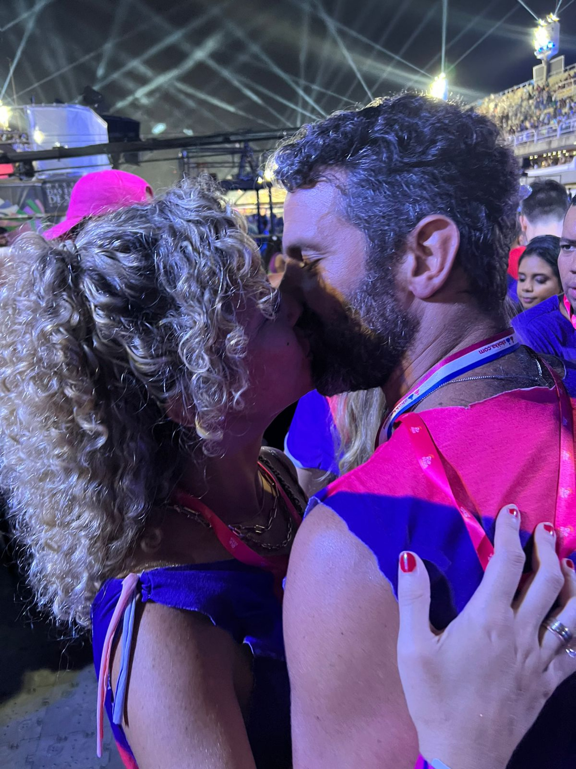 Bárbara Borges e Iran Malfitano - Foto: Alexandre Picchetto