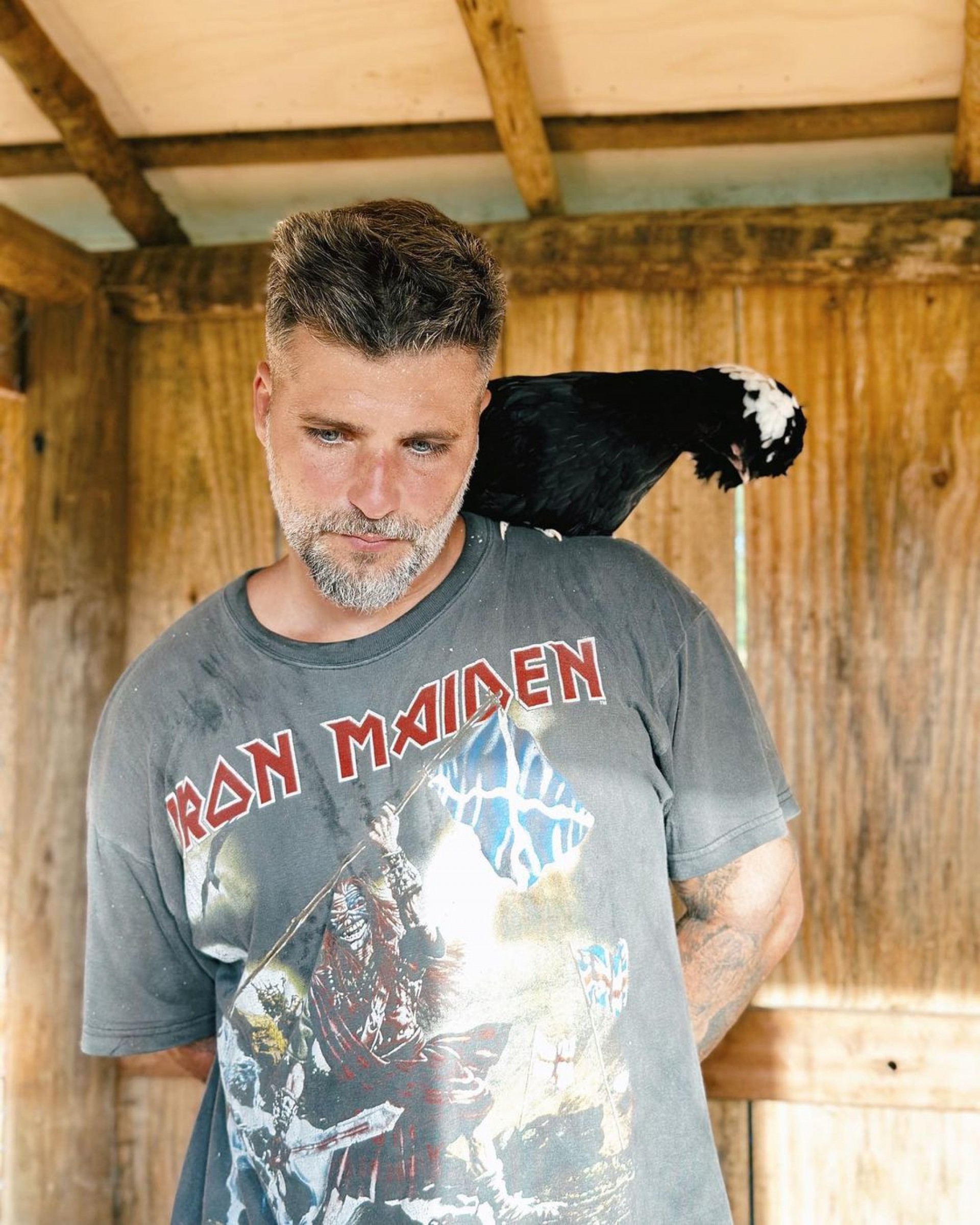 Giovanna Ewbank compartilha cliques de Bruno Gagliasso e Zyan no galinheiro - Reprodução Internet