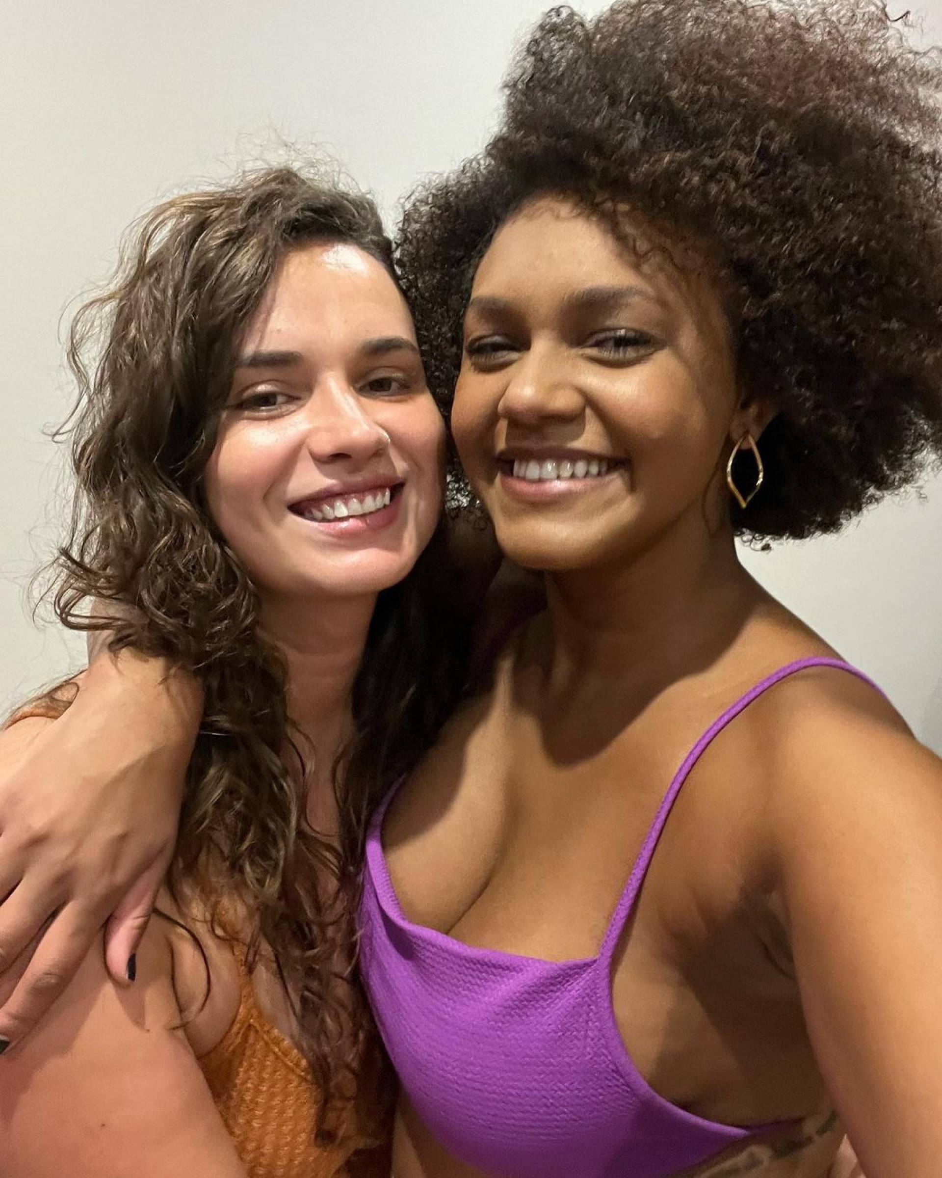 Jessilane Alves está namorando a produtora Sté Frick - Reprodução Internet