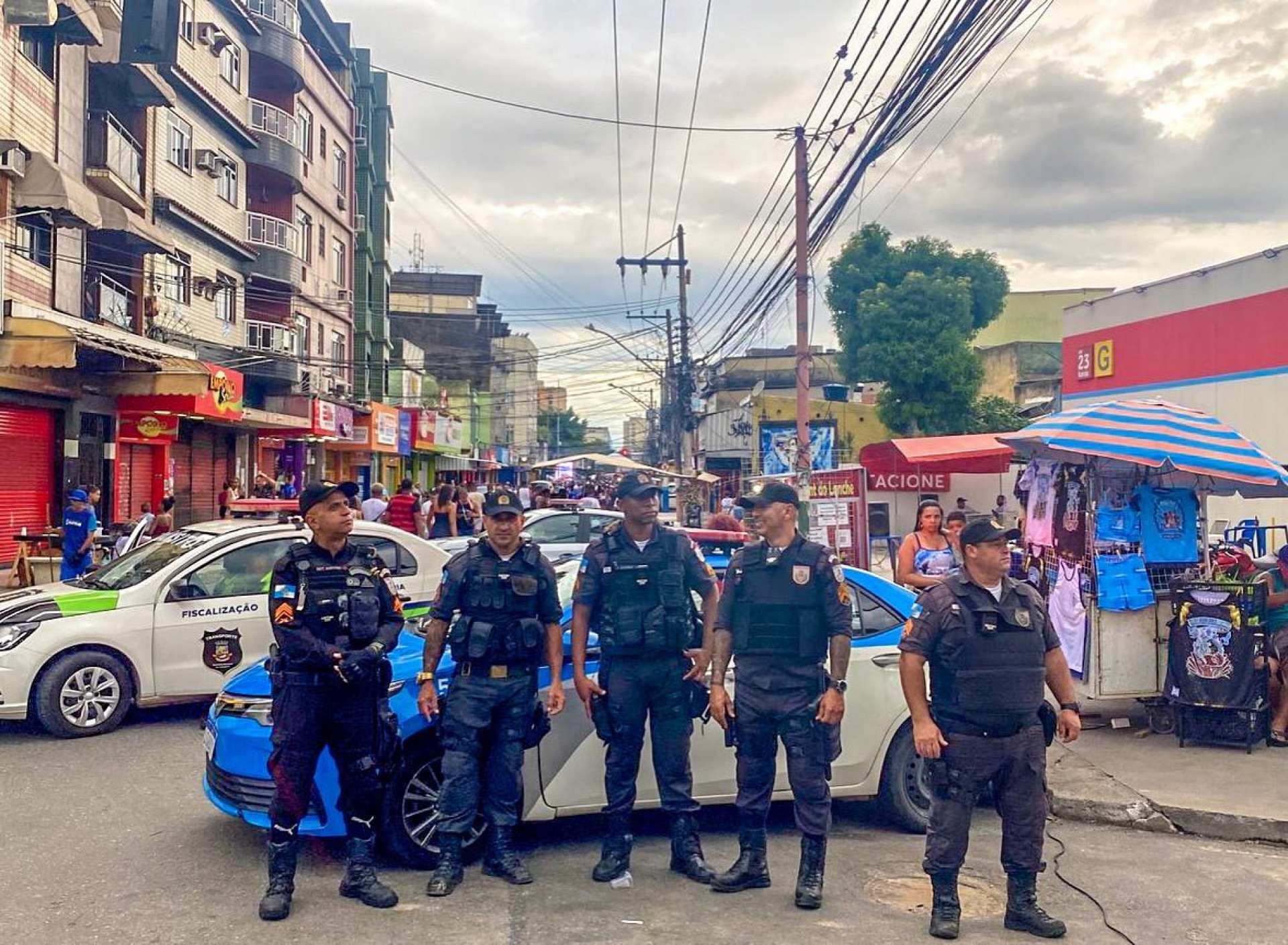 Policiais militares do 20&ordm; BPM estiveram posicionados no Centro, de Nil&oacute;polis - Divulga&ccedil;&atilde;o