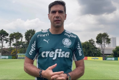 Abel Ferreira é um dos técnicos cogitados para assumir o PSG, diz jornal francês