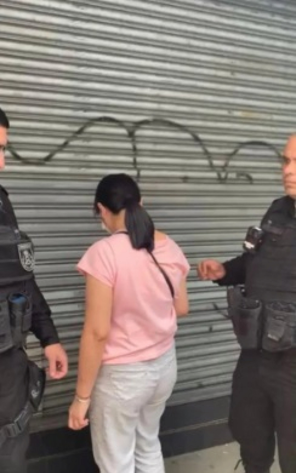 Dona do estabelecimento foi encaminhada por policiais militares para a 12ª DP (Copacabana)
 - Reprodução