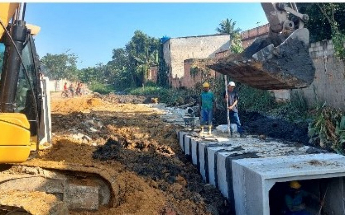 Obras contra enchentes em Duque de Caxias - Divulga&ccedil;&atilde;o